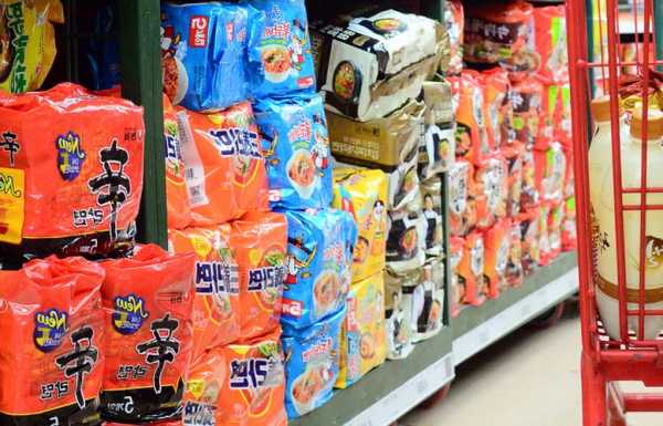 韩国今年食品出口超百亿美元，方便面出口已超去年全年  第1张